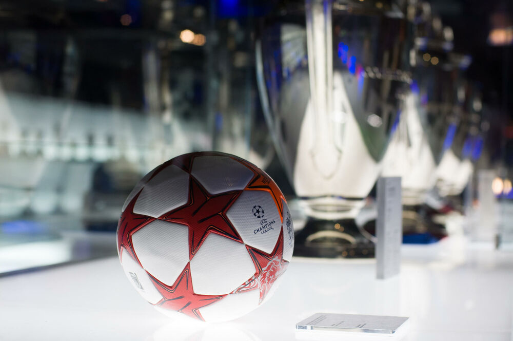 UEFA, Liga šampiona, lopta