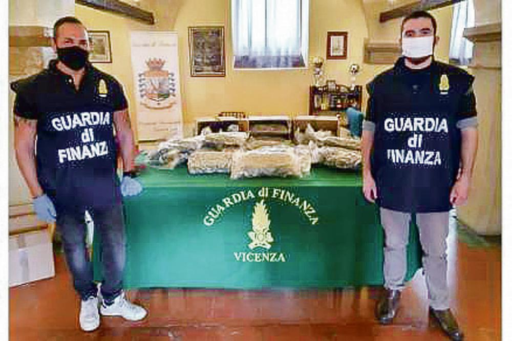 SRPSKI BIZNISMEN ŠVERCOVAO DROGU U ITALIJI: Pao zbog 53 kilograma marihuane