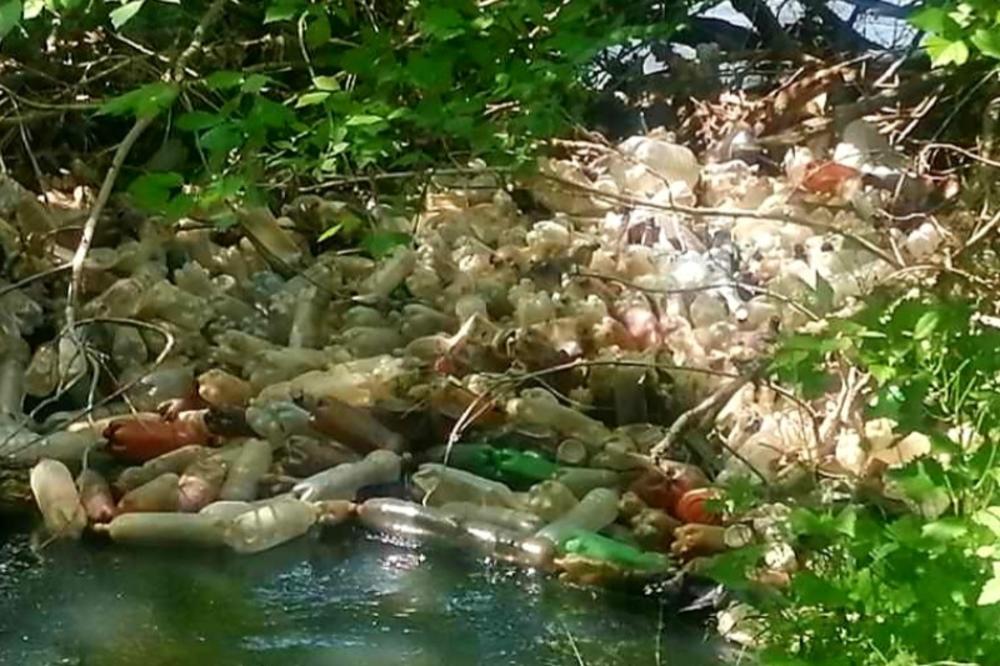 KATASTROFA: Reka Kubrušnica zatrpana smećem, flašama i otpadom