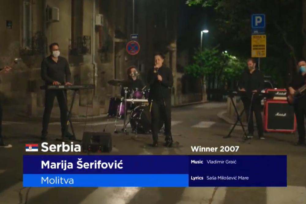 PORUKA KOJU JE SRBIJA POSLALA JE BRUTALNA! Marija Šerifović MOLITVOM ponovo pokorila svet! (FOTO)