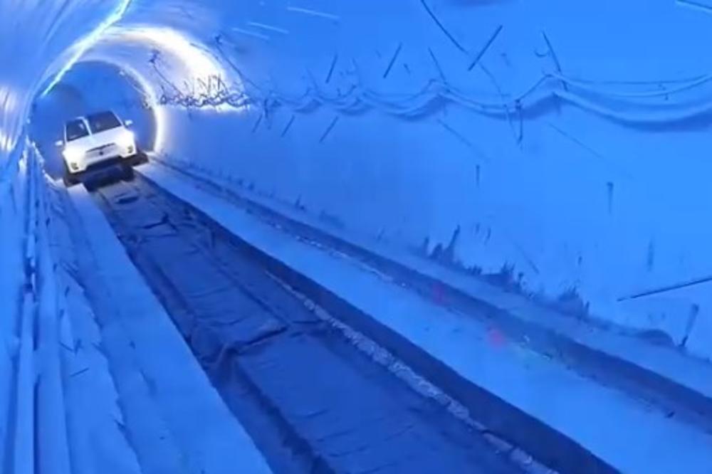 MILIJARDER IZGRADIO ČUDO ISPOD LAS VEGASA: Ovako će izgledati tunel budućnosti (VIDEO)