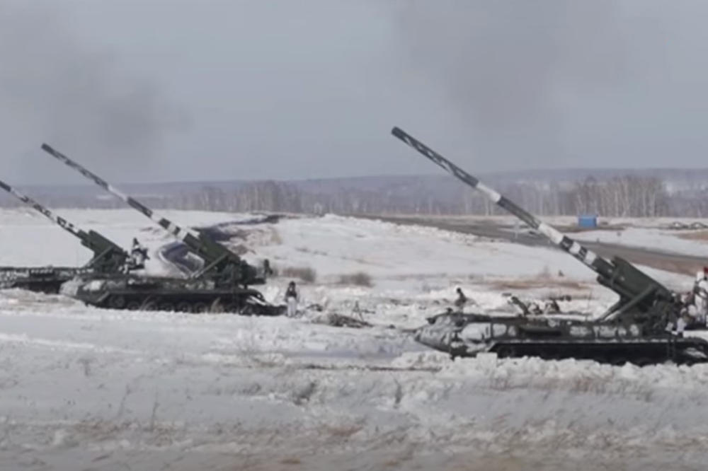 AMERI SU PROVOCIRALI RUSE PREVIŠE: Moskva je u naoružanje rešila da uvrsti i NUKLEARNI TOP (VIDEO)