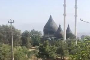 PESMA BELA ĆAO SE ORILA SA MINARETA: Hakovali sistem za molitvu, poslušajte zašto su turske vlasti pobesnele (VIDEO)