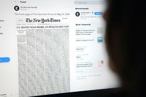 "ONI SU BILI MEĐU NAMA": Njujork tajms na naslovnoj strani objavio imena 1.000 preminulih od korona virusa