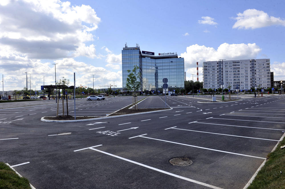 SJAJNA VEST ZA VOZAČE, NEMA VIŠE STRESA I NERVOZE: Otvoreno novo parkiralište Belvil u Novom Beogradu, pogledajte! VIDEO