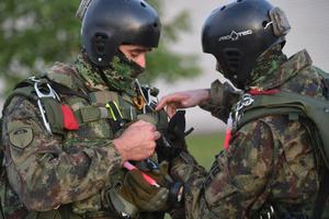 OVAKO IZGLEDA OBUKA ZA 63. PADOBRANSKU: Mogu i oni koji nisu vojsku služili po oružjem, a u elitnoj jedinici ostaju samo najbolji!