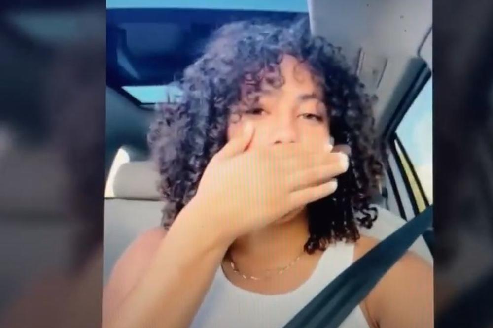 POLICIJSKA BRUTALNOST U SAD: Studentkinju na protestu pogodili gumenim metkom u lice! Povredili joj usnu (VIDEO)