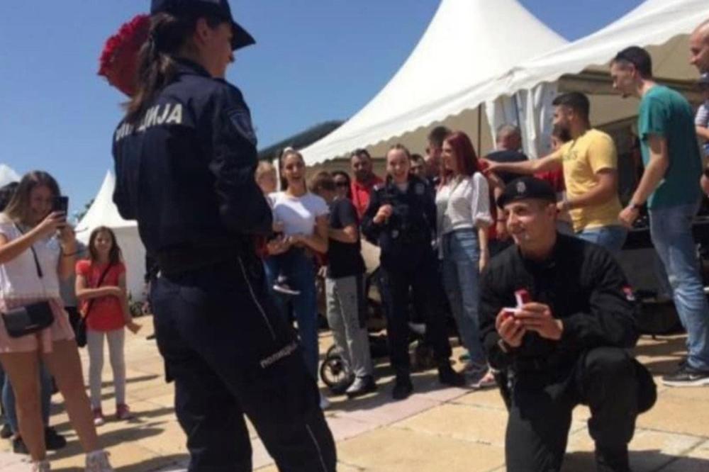 DIVNA SCENA IZ SRPSKE POLICIJE: Sanja i Srđan dali ŽIVOTNI zavet pred policajcima (FOTO)