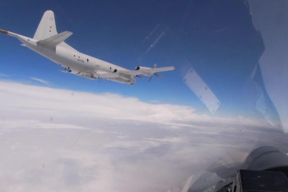 OKRŠAJ IZNAD BALTIKA: Američki bombarderi se pojavili iznad mora, a onda su Rusi digli suhoje (VIDEO)