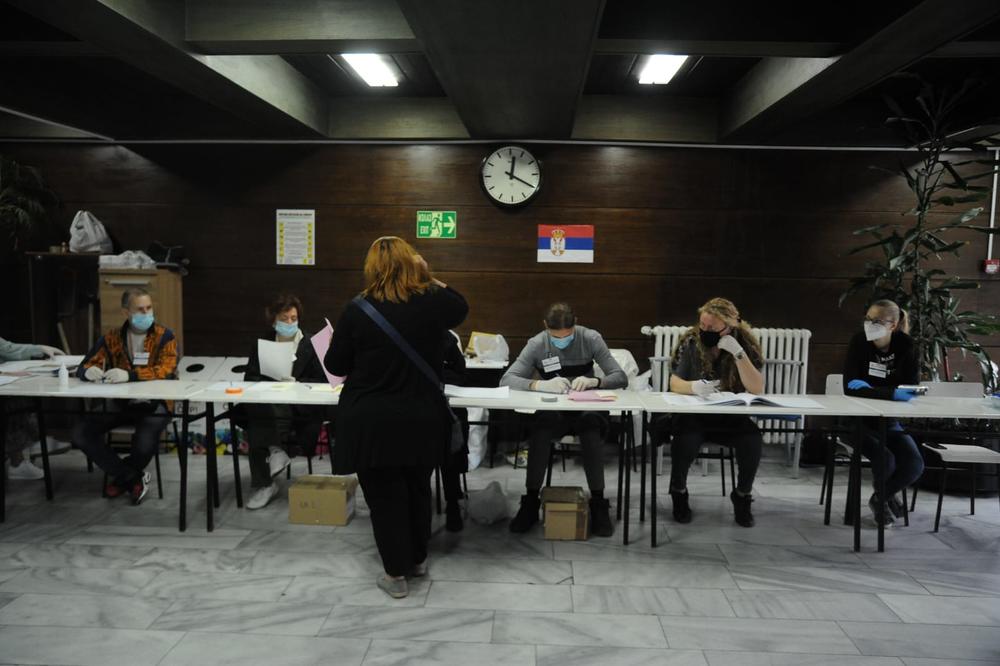 SNS ŠABAC: Zelenović bi da prekroji izbornu volju građana
