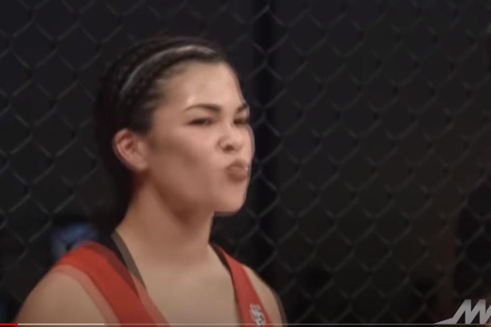 FANOVI ĆE MORATI DA SAČEKAJU: Najseksipilnija UFC takmičarka suspendovana na godinu dana! Ona je borac i TOP MODEL! FOTO