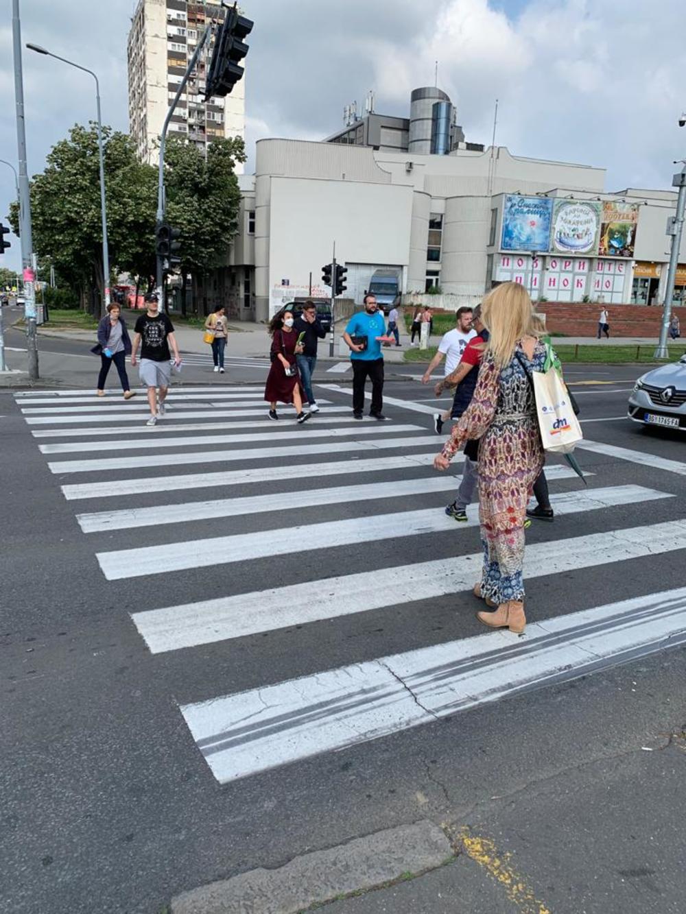 Irina Vukotić u šetnji prestonicom