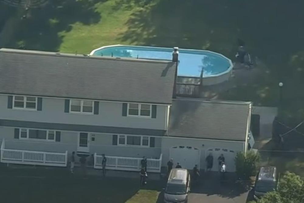 HOROR U NJU DŽERZIJU: Tela tri člana porodice pronađena u bazenu u dvorištu kuće, komšije pozvale policiju