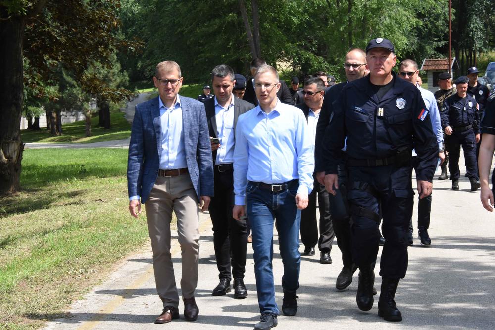 STEFANOVIĆ OBIŠAO CENTAR ZA OSNOVNU POLICIJSKU OBUKU: Srbija dobija još čvršći bedem u odbrani od kriminala