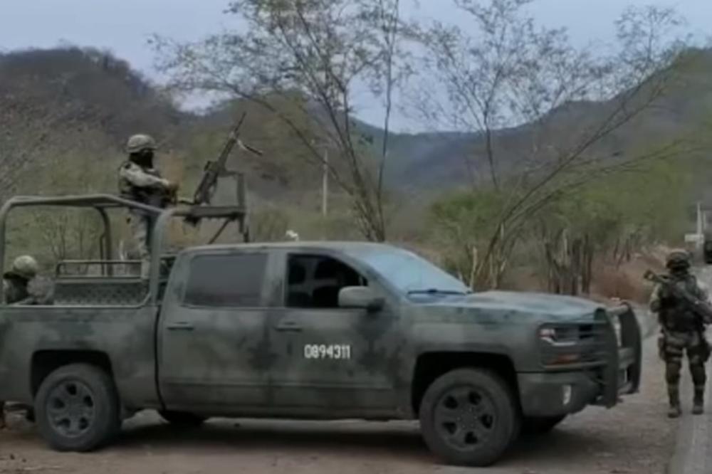 MASAKR U MEKSIKU: Pronašli izrešetani kamion i pored njega 7 tela (VIDEO)