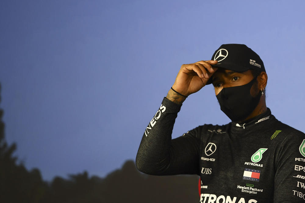 FORMULA 1: Hamilton želi novi ugovor sa Mercedesom pre letnje pauze!