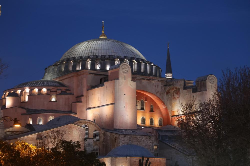GRČKI ARHIEPISKOP JERONIM: Nadam se da se Turska neće usuditii da Aja Sofiju pretvori u džamiju!