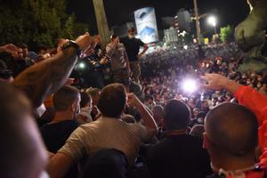 UREDNICI NINA I KRIKA SE OGRADILI OD PROTESTA: Okosnicu protesta čine DESNIČARI!