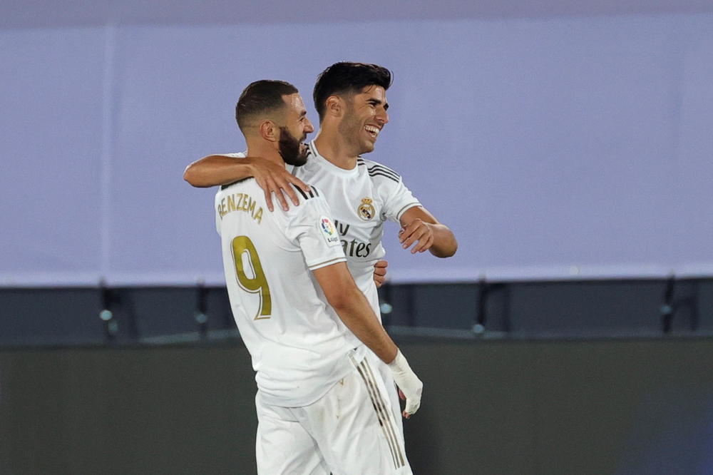 JURIŠ KRALJA KA TITULI: Real Madrid pobedio Alaves i pobegao Barsi na plus 4