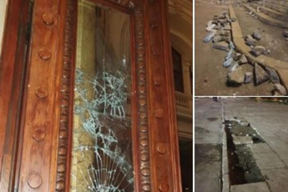 VESIĆ NA FB OBJAVIO SLIKE PUSTOŠI U CENTRU BG: Huligani su noćas uništavali Beograd, pogledajte šta je sve polomljeno