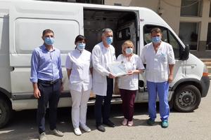 NOVAK I DELIJE POSLALI RESPIRATORE U KOSOVSKU MITROVICU: Oprema za borbu protiv korone stigla u klinički centar (FOTO)