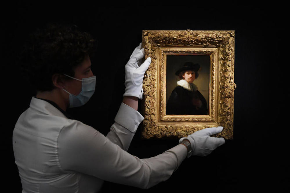 REMBRANTOV AUTOPORTRET ZA 16 MILIONA: Delo baroknog majstora među 500 dela na aukciji! Evo zašto je ovako obučen!