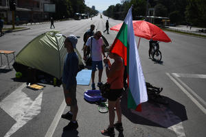 SISTEM NAS UBIJA: Roditelji dece sa smetnjama u razvoju prenose protest ispred vlade Bugarske