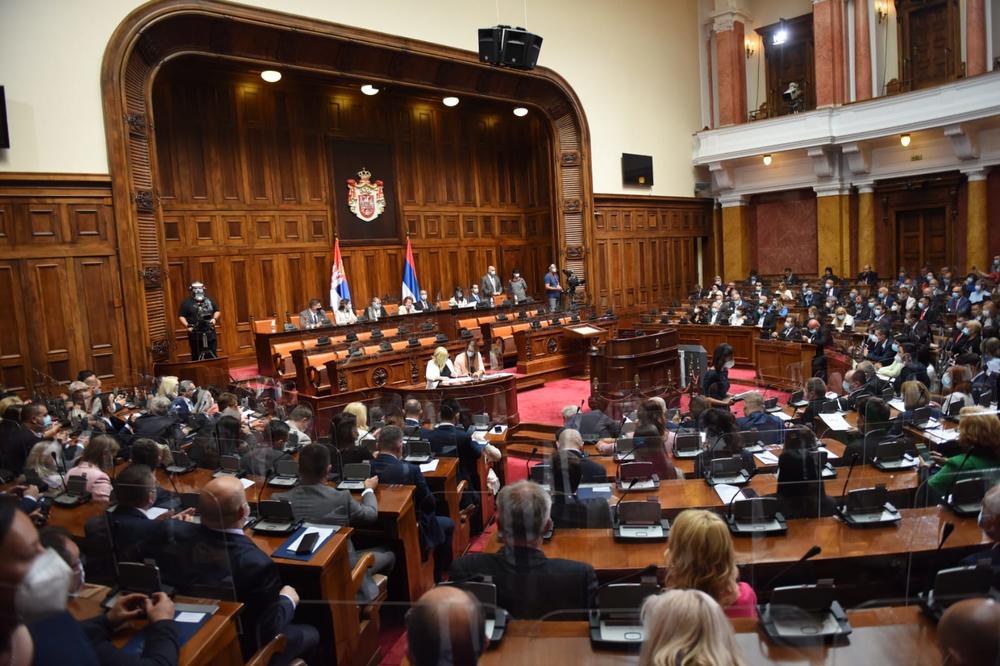 SKUPŠTINA SRBIJE: Izglasane izmene Zakona o referendumu, na snagu stupaju odmah