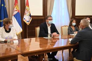 PREDSEDNIK SRBIJE OGLASIO SE NA INSTAGRAMU: Vučić se sastao sa ruskim ambasadorom (FOTO)