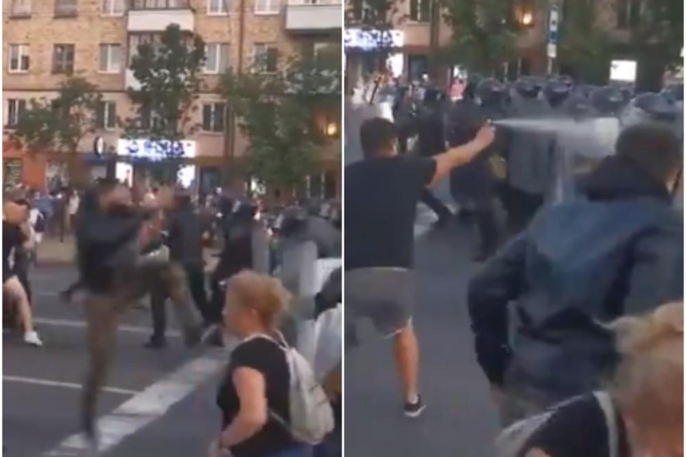GRAĐANI KRENULI NA BELORUSKU POLICIJU: Skočili na kordon u Brestu, u Minsku izvedena specijalna oprema (VIDEO)