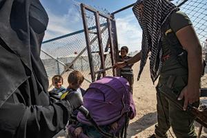UN OD 57 DRŽAVA SVETA TRAŽE DA SE PRODICE BORACA ISLAMSKE DRŽAVE VRATE KUĆI: 64.000 ljudi zarobljeno u kampovima u Siriji