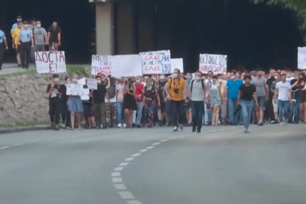 MAKEDONCI IZAŠLI NA ULICE ZBOG POSKUPLJENJA STRUJE: Dok mnogi gube posao u jeku korone, oni povećavaju cenu!