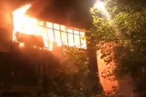 NOVA MISTERIOZNA EKSPLOZIJA U IRANU: Izgorela zgrada u centru Teherana, ima povređenih (VIDEO)