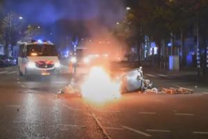 NEREDI U HAGU BESNE VEĆ 3 DANA: Imigranti palili skladišta, gađali policiju kamenicama, a sve je počelo zbog hidranata