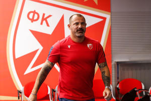 NE OČEKUJE PROVOKACIJE U TIRANI Stanković pred put Albaniju poručuje: Idemo da igramo fudbal i donesemo rezultat (VIDEO)