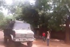 DRŽAVNI UDAR U AFRIČKOJ DRŽAVI: Vojska se pobunila i ide ka prestonici, uhapšeni ministri (VIDEO)
