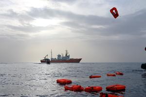 UŽASNA NESREĆA NA MEDITERANU: Prevrnuo se brod sa migrantima, stradalo 45 ljudi, među njima i petoro dece