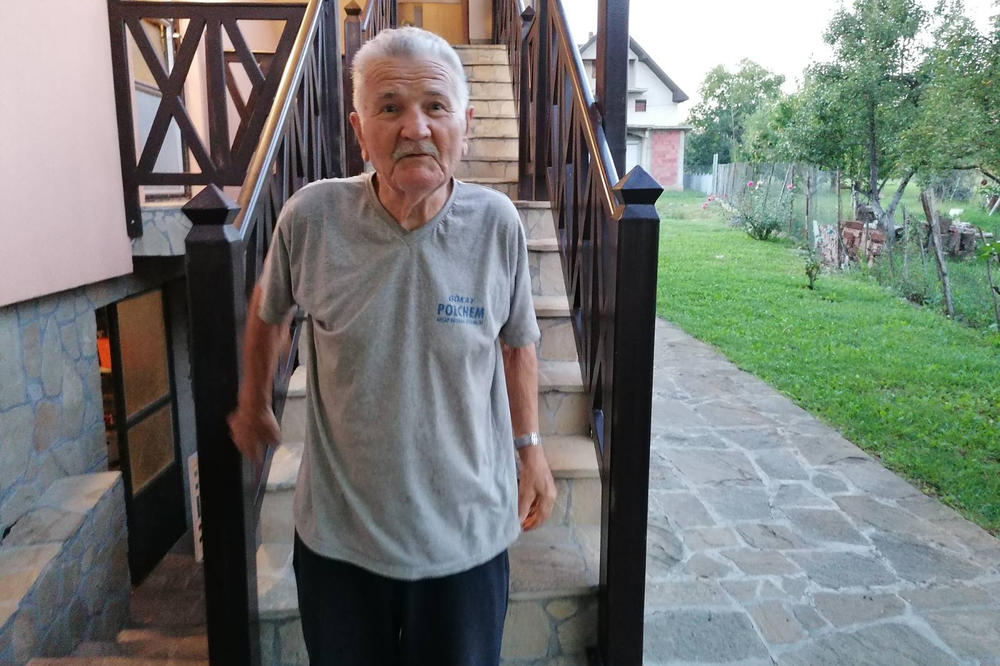 U 93. GODINI POBEDIO KORONU: Dragoslav iz Kuršumlije je čudo! Čim je ozdravio, uzeo da kosi (FOTO)