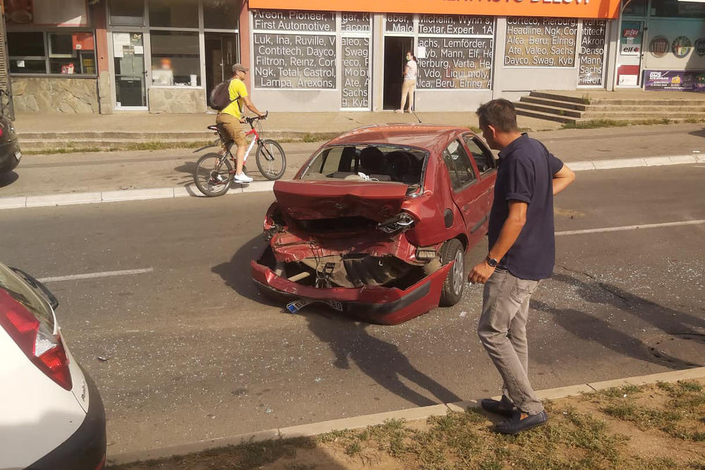 UDES U TRGOVAČKOJ ULICI: Veliki zastoj od Žarkova ka centru grada