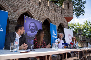 NA SCENI SPAJAJU BETOVENA I ŠEKSPIRA: Ovo sigurno niste znali o dva velikana muzičke i dramske umetnosti!