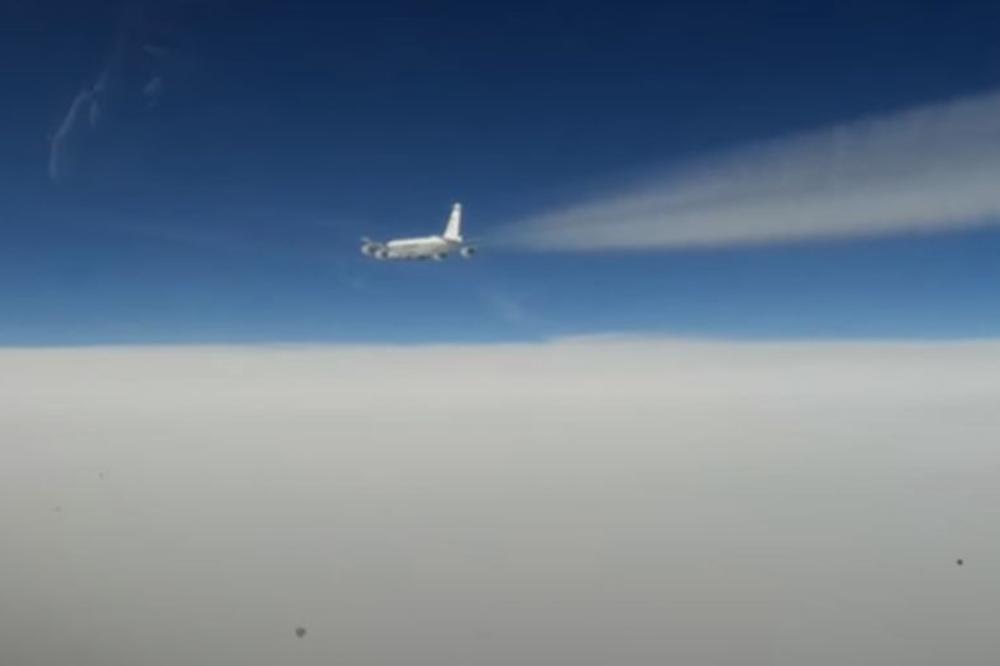 PRIBLIŽILI SE RUSKOJ GRANICI: Ovako je Su-27 presreo američke i švedske izviđačke avione iznad Baltičkog mora (VIDEO)