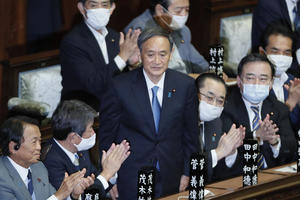 JAPAN DOBIO NOVOG PREMIJERA: Jošihide Suga (71) zvanično nasledio Abea ali nastavlja njegovu politiku!