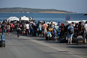 GRČKA U AVGUSTU SPREČILA ILEGALAN ULAZAK 25.000 MIGRANATA: Zvaničnici optužuju Tursku da usmeravaju azilante ka Grčkoj
