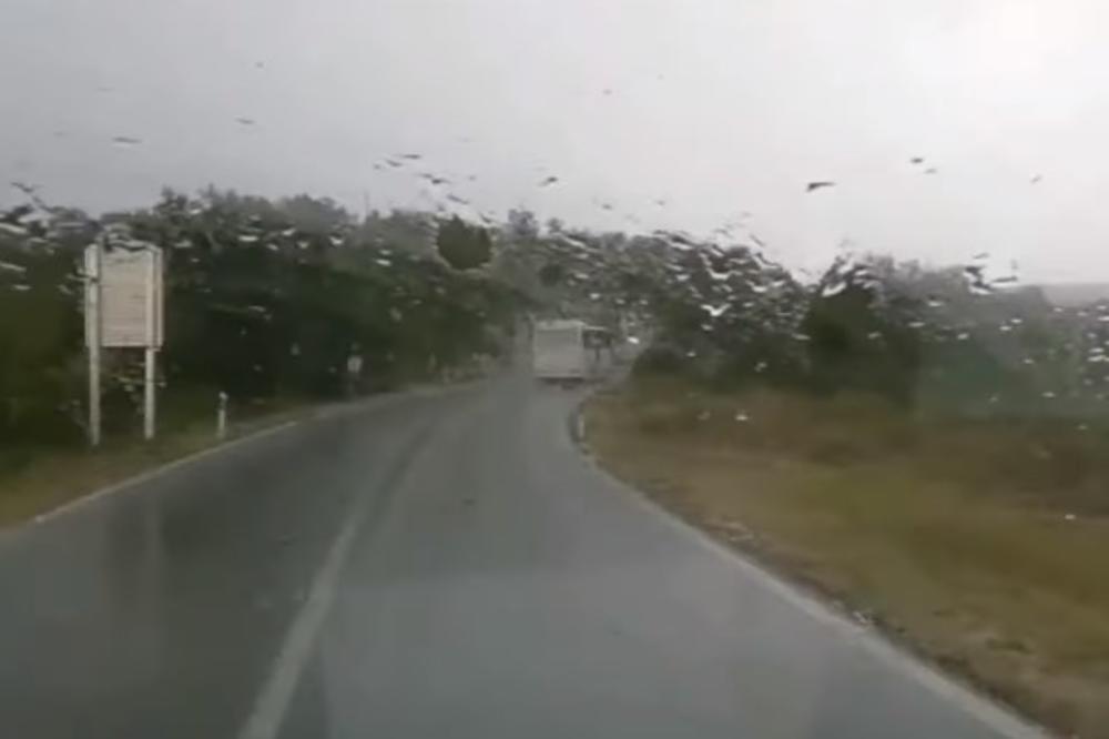 DALMACIJA NA UDARU GRČKE KATAKLIZME: U nekim mestima palo i 18 litara kiše po kvadratnom metru! (VIDEO)