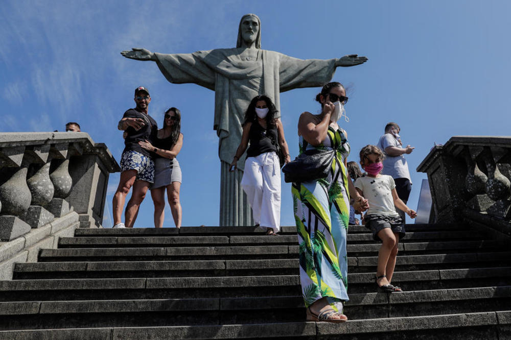 U BRAZILU ZA DAN UMRLO 549 PACIJENATA: Do sada od korone preminulo 158.000 ljudi