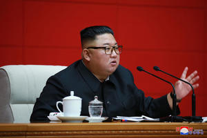 KIM DŽONG-UN PISAO MUNU: Žao mi je zbog incidenta u kome smo ubili i zapalili zvaničnika Južne Koreje!