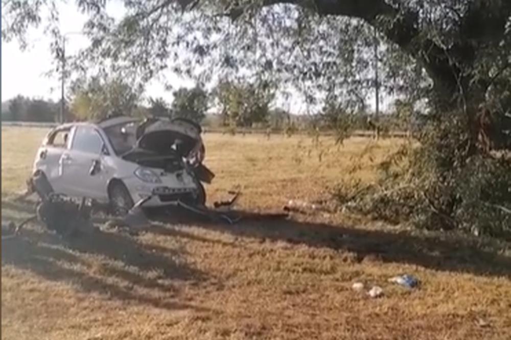 DETALJI NESREĆE U KLADOVU: Profesionalni vozač s proslave otišao pravo u smrt! Uleteo autom u njivu, ispao mu motor od prevrtanja