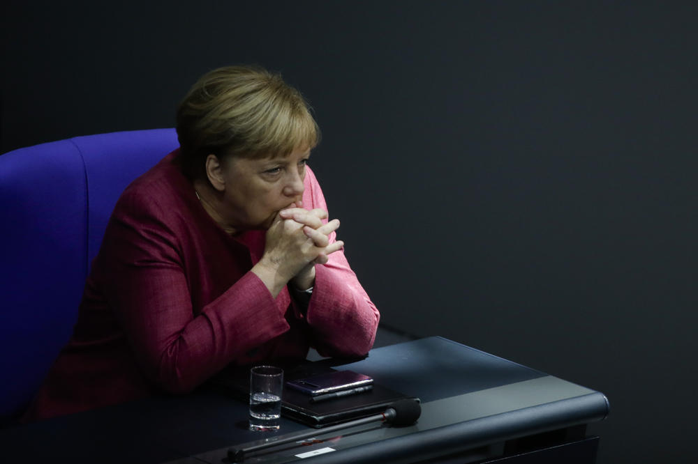 ANGELA MERKEL PORUČILA: Nalazimo se u veoma ozbiljnoj fazi pandemije korone, iz dana u dan raste broj novozaraženih