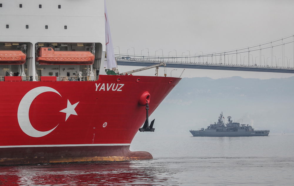 brod Javuz, Javuz, istraživački brod, turski brod, bušenje