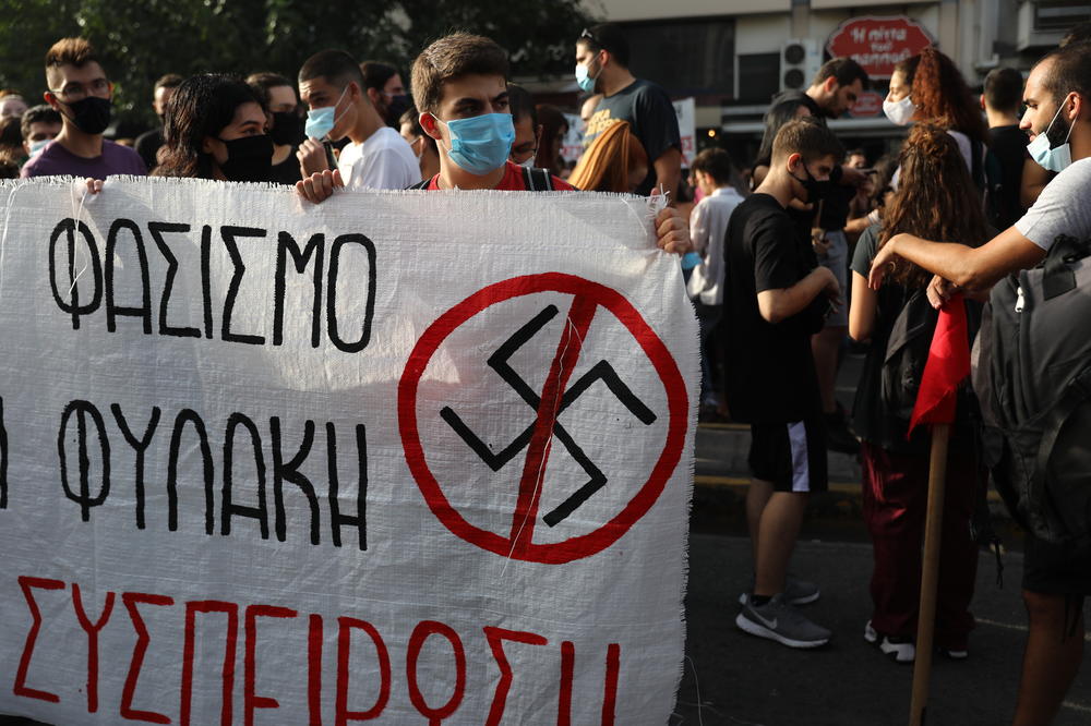 EVO KO STOJI IZA ZLATNE ZORE KOJA JE POKRENULA HAOS U GRČKOJ: Poznati po skandalima, ubistvu repera i pretnjama muslimanima VIDEO